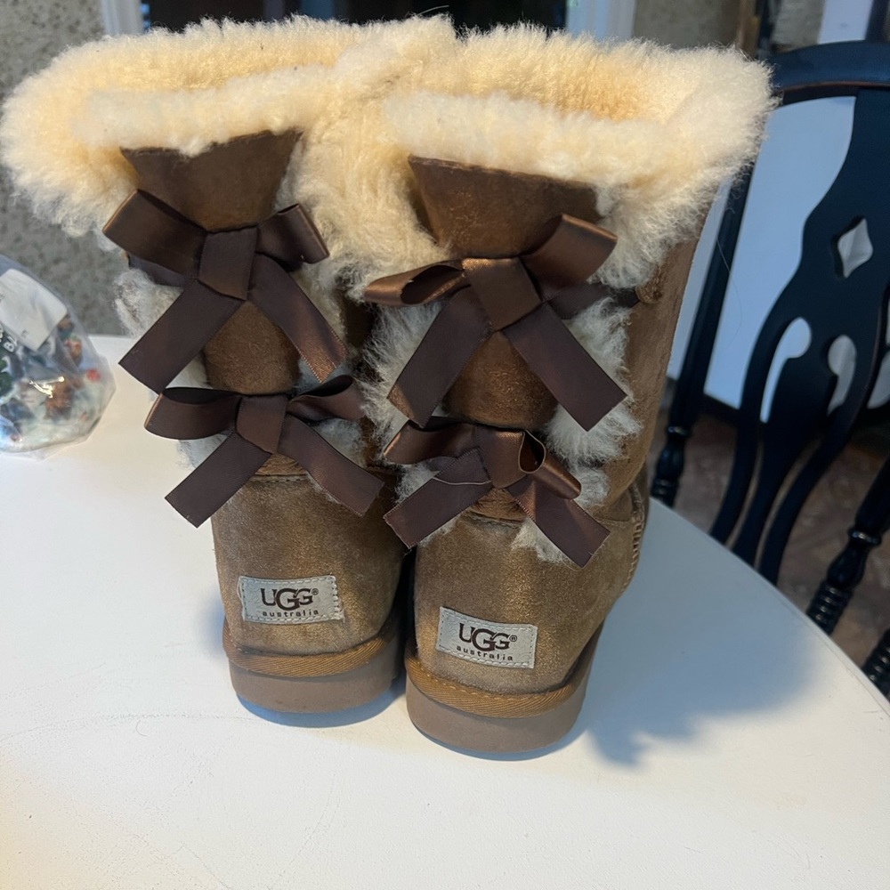 Women's size 9 Ugg boots